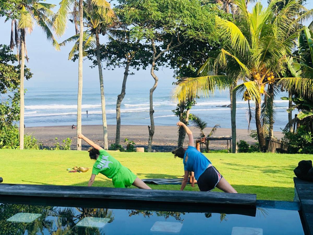 Bali Natha Beach Front Canggu Екстериор снимка