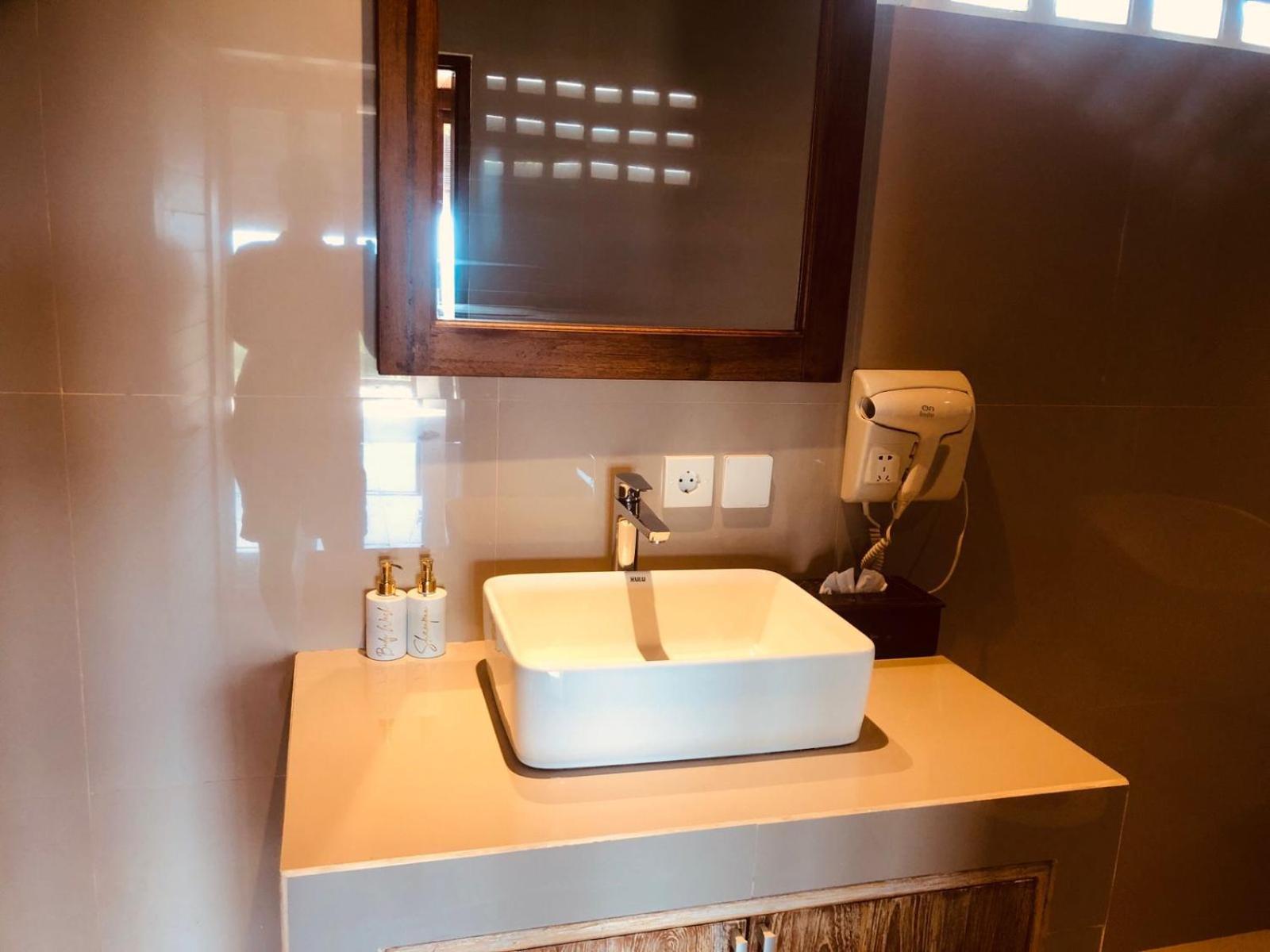 Bali Natha Beach Front Canggu Екстериор снимка