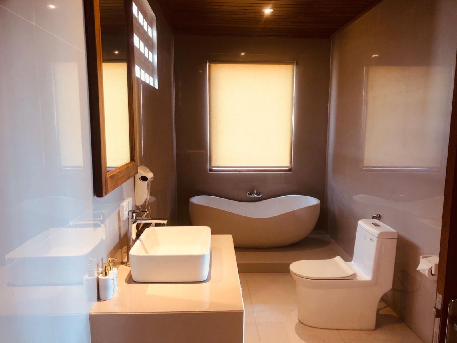Bali Natha Beach Front Canggu Екстериор снимка