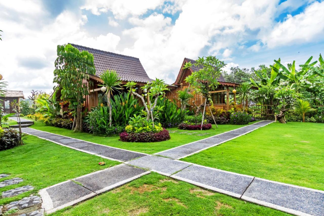 Bali Natha Beach Front Canggu Екстериор снимка